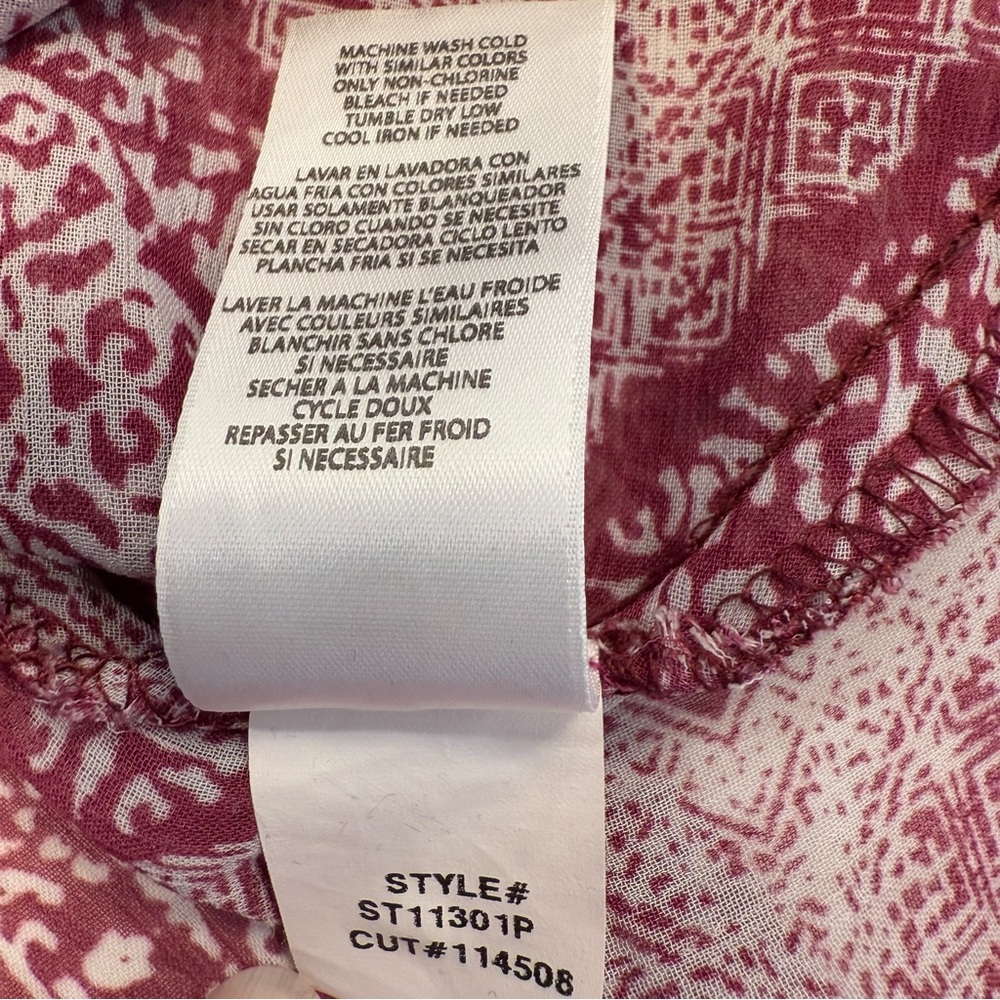 Kut From The Kloth Surplice Blouse XS Petite Burgundy Roll Tab Sleeve Top - Picture 10 of 10